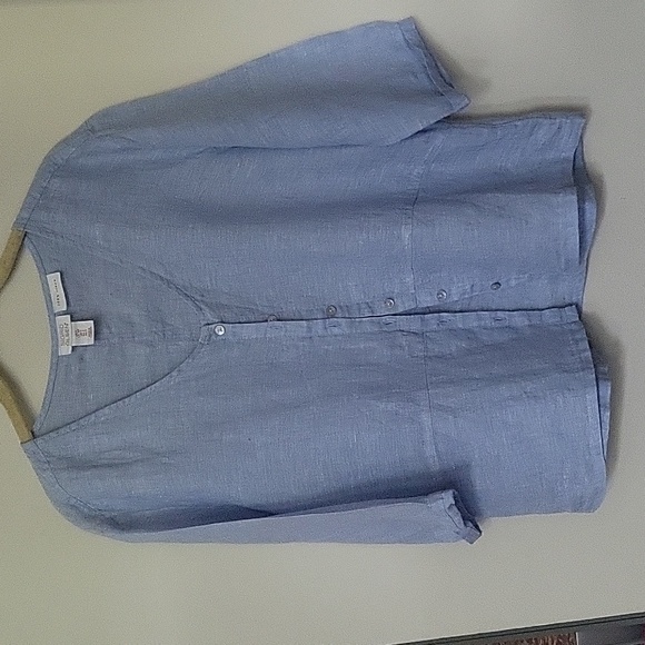 Ingrid Olsen Tops - 100% LINEN TOP